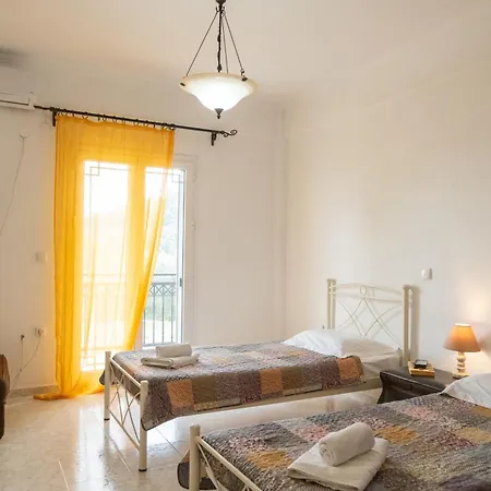 Greenhill Escape Spiros & Eleni Hébergement de vacances Lefkimi