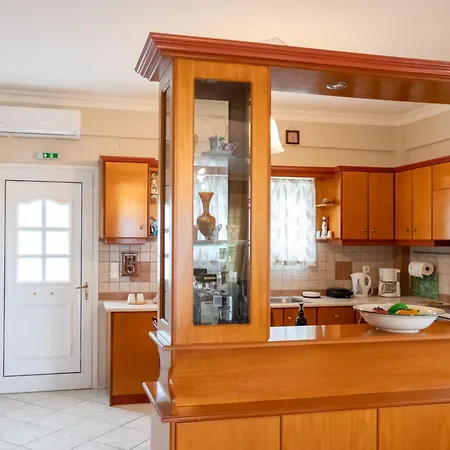 Greenhill Escape Spiros & Eleni Holiday home
